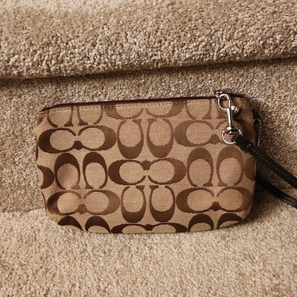 Coach Brown Signature Jacquard Fabric Wristlet - Picture 2 of 6